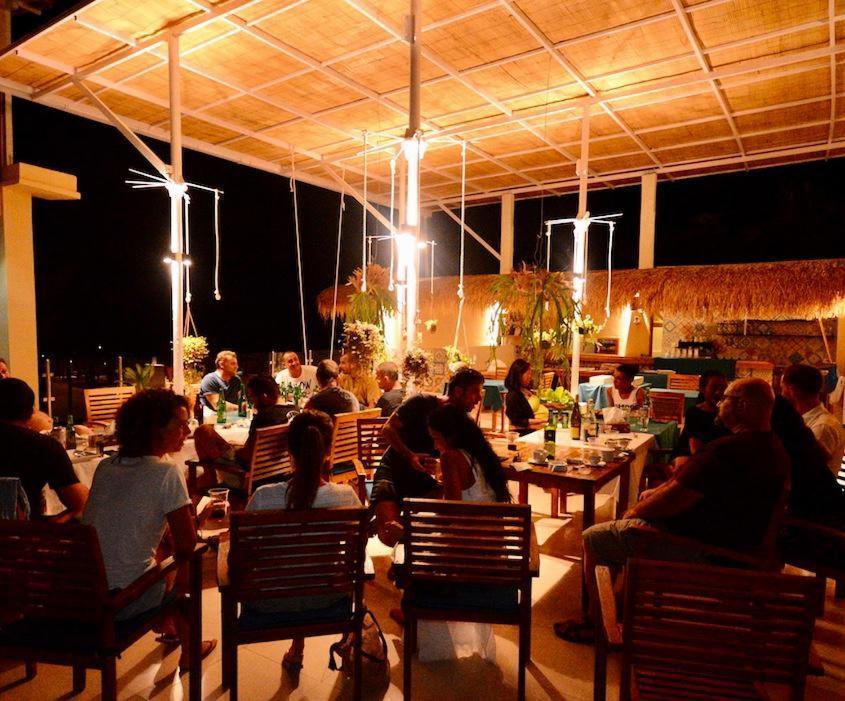 Sunset Hill Hotel Labuan Bajo Exterior foto