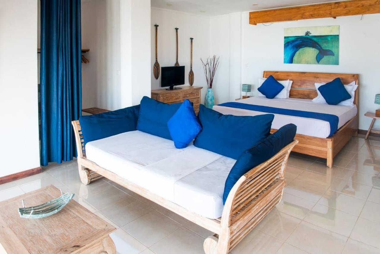 Sunset Hill Hotel Labuan Bajo Exterior foto