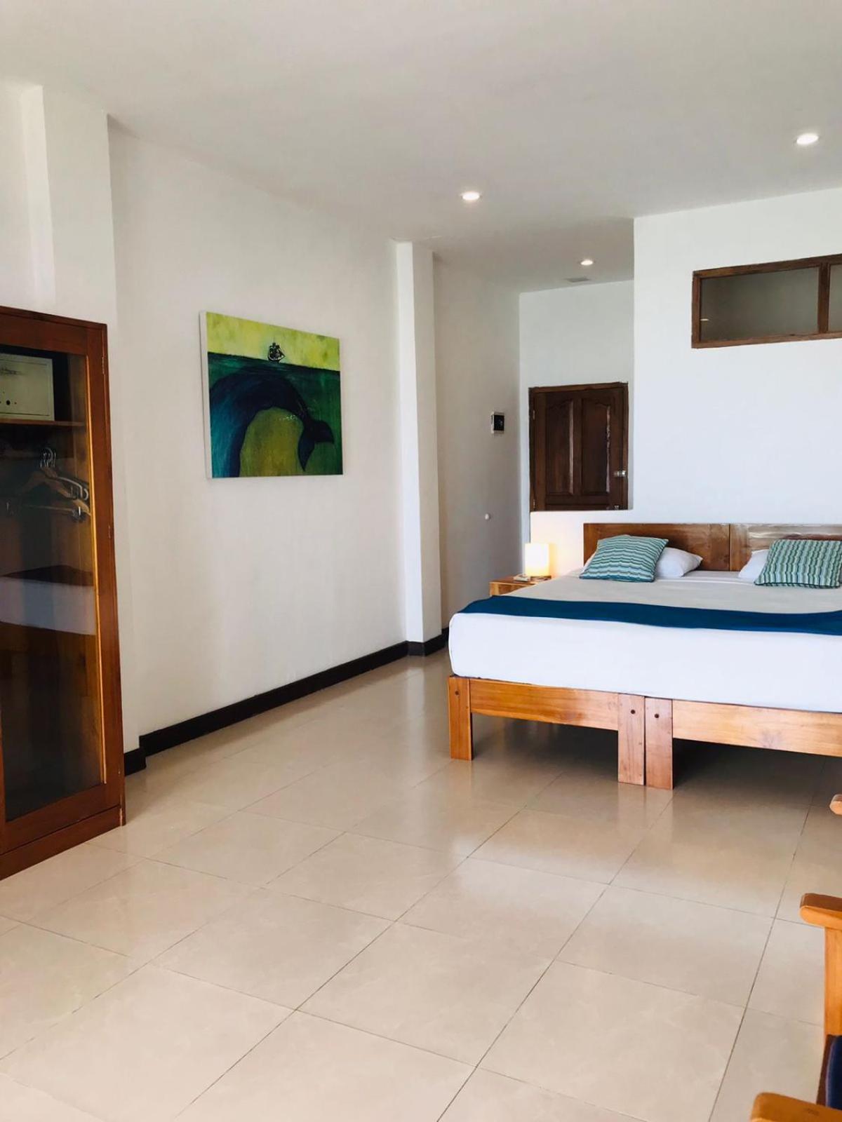 Sunset Hill Hotel Labuan Bajo Exterior foto