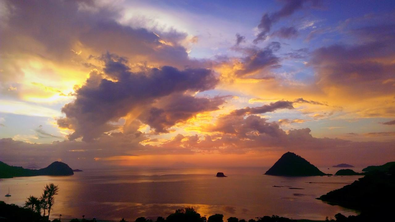 Sunset Hill Hotel Labuan Bajo Exterior foto