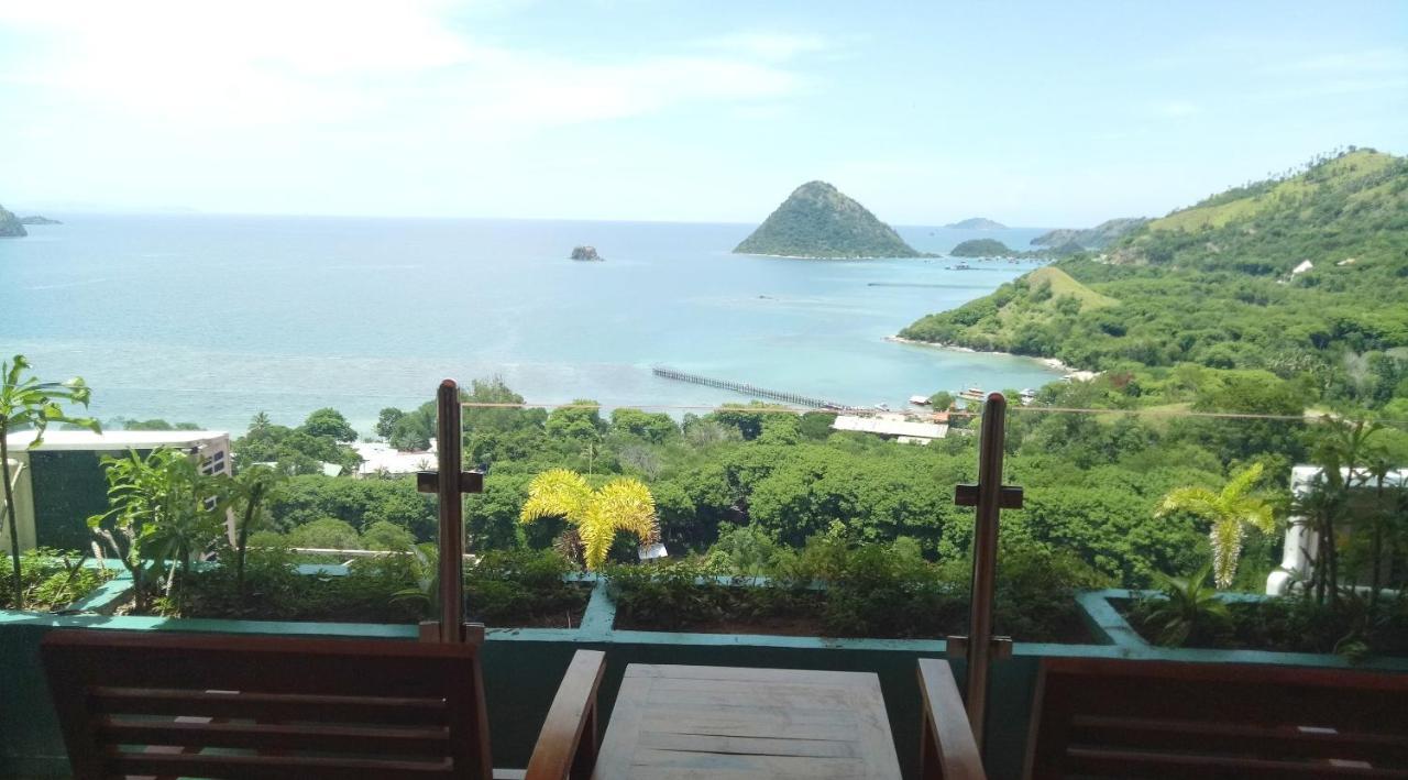Sunset Hill Hotel Labuan Bajo Exterior foto